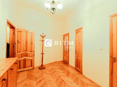 квартира по адресу Межигорская ул., 30
