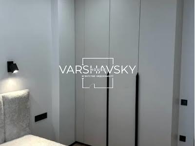 квартира за адресою Олександра Олеся вул., 5