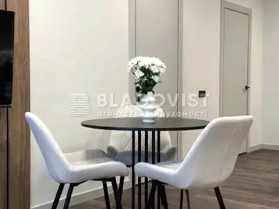 квартира по адресу Олександра Олеся ул., 7