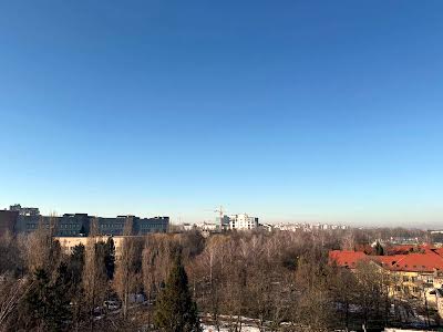 квартира за адресою академіка Сахарова, 10