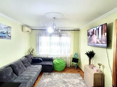 квартира по адресу Творческая ул., 2