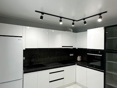 квартира за адресою Залізнична, 9а