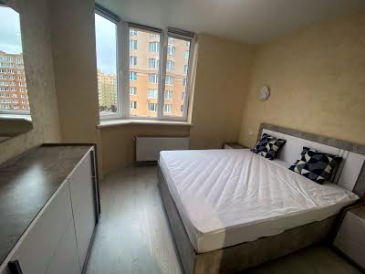квартира за адресою Корольова вул., 4