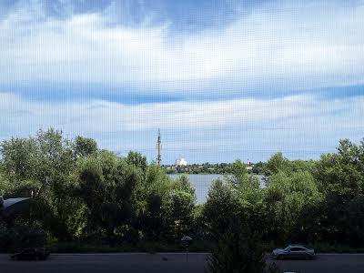 квартира за адресою Ревуцького вул., 54