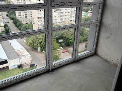 квартира за адресою Автозаводська вул., 72 б