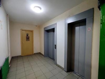 квартира по адресу Владимира Ивасюка просп. (Героїв Сталінграду), 9а