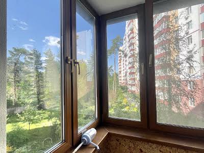 квартира за адресою Соснова вул., 5