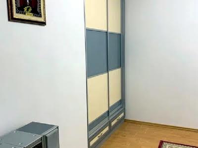 квартира за адресою Наукова вул., 10