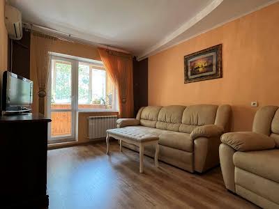 квартира по адресу Красносельского ул., 75