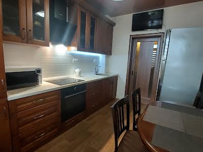 квартира за адресою Лазурна вул., 5/10