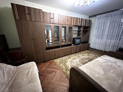 квартира по адресу Киев, Тулузы ул., 5