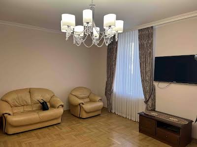 квартира за адресою Кам'янецька вул., 110