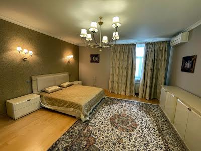 квартира по адресу Кропивницкого ул., 8