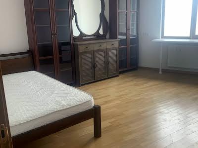 квартира за адресою Богдана Хмельницького вул., 58а