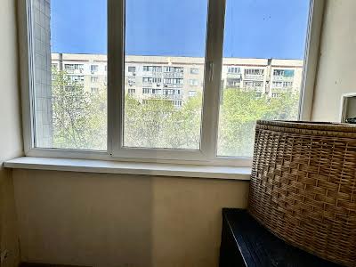 квартира по адресу Небесной Сотни просп. (Маршала Жукова), 10-Б
