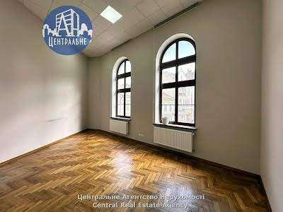 комерційна за адресою Івана Франка вул., 11