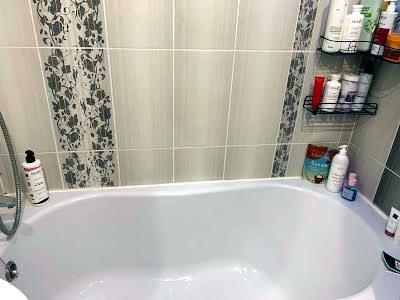 квартира за адресою Дніпровська набережна вул., 5-А