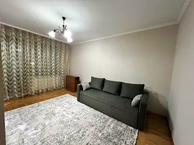 квартира за адресою Демнянська вул., 6