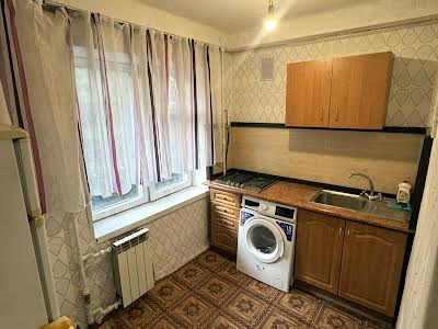 квартира за адресою Леся Курбаса просп., 15