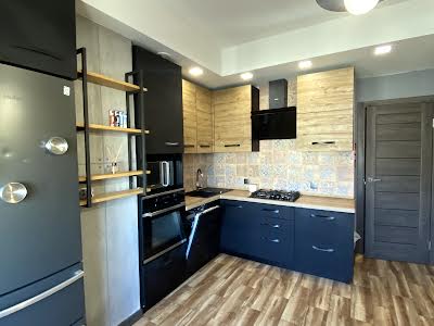 квартира по адресу Практичная ул., 2