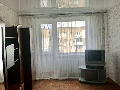 квартира за адресою Ільфа та Петрова вул., 6