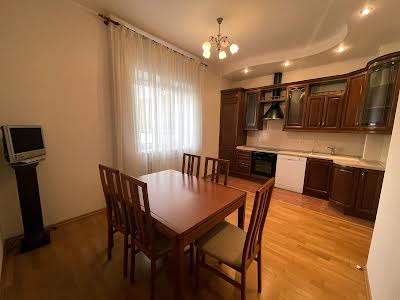 квартира за адресою Татарська вул., 7