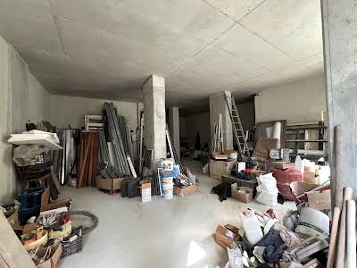 коммерческая по адресу Сичинского ул., 2а