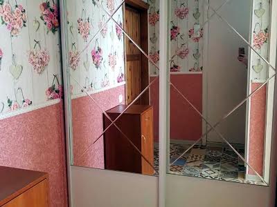 квартира за адресою Івана Миколайчука вул. (Серафимовича), 5