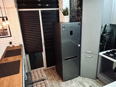 квартира за адресою Соборна вул., 103/3