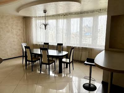 квартира за адресою Олександра Кониського вул., 28А-30А