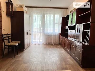 квартира за адресою Симиренка вул., 5