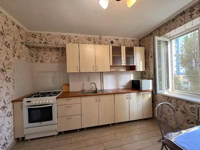 квартира за адресою Героїв просп., 30