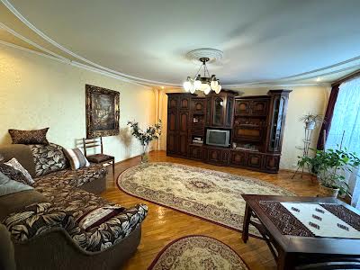 квартира за адресою Вишневецького бульв., 1