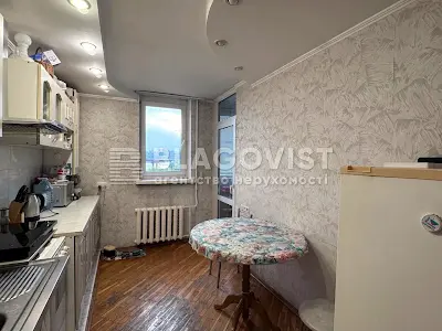 квартира за адресою Дніпровська набережна вул., 3