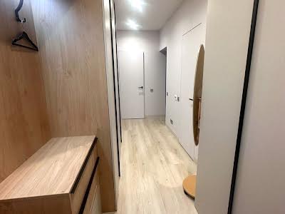 квартира за адресою Михайла Максимовича вул. (Онуфрія Трутенка), 28д