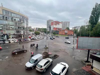 квартира по адресу Свободи ул., 13а