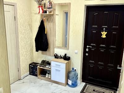 квартира за адресою Перлинна вул., 9