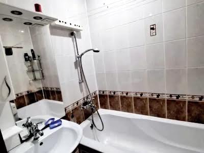квартира за адресою Калинова вул., 47