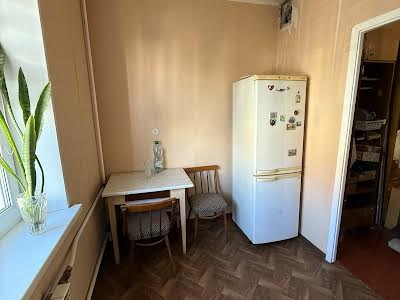 квартира за адресою Рональда Рейгана вул., 11-А