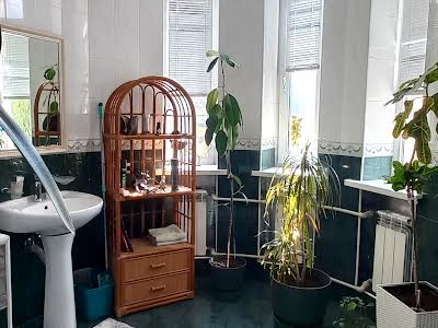 будинок за адресою Молодіжна
