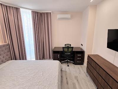 квартира за адресою Боголюбова вул., 44