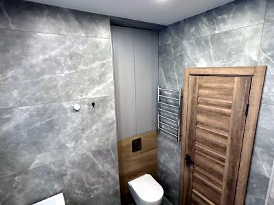 квартира за адресою Шота Руставелі вул., 9