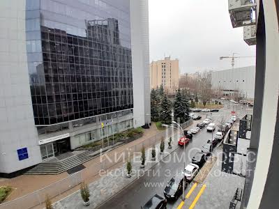 квартира за адресою Шолуденка вул., 30