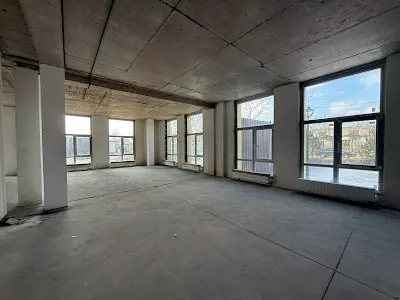 коммерческая по адресу Краснова ул., 3
