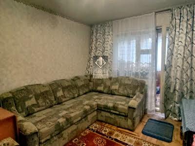 квартира за адресою Чарівна вул., 38