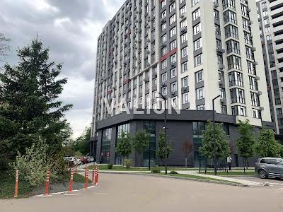 квартира за адресою Любомира Гузара просп. (Космонавта Комарова), 13