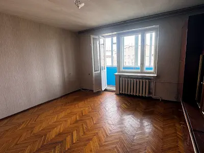 квартира за адресою Новопирогівська вул., 25