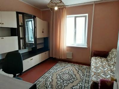 квартира за адресою Ревуцького вул., 13
