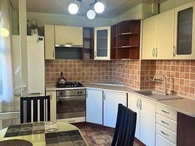 квартира за адресою Академіка Сахарова вул., 38
