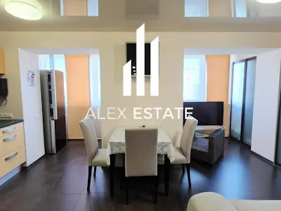 квартира за адресою Проспект Героев, 21
